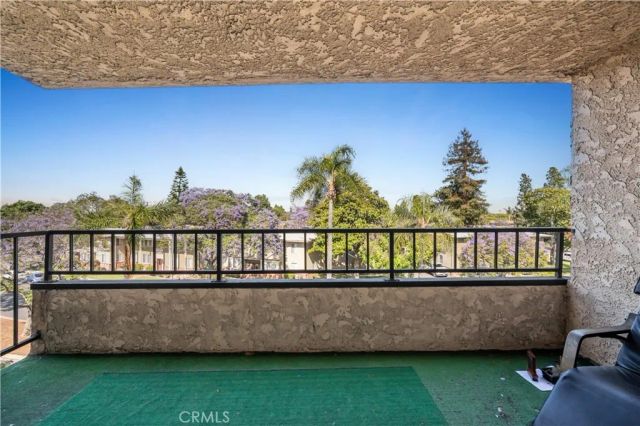 4505 California 402, Long Beach, CA 90807