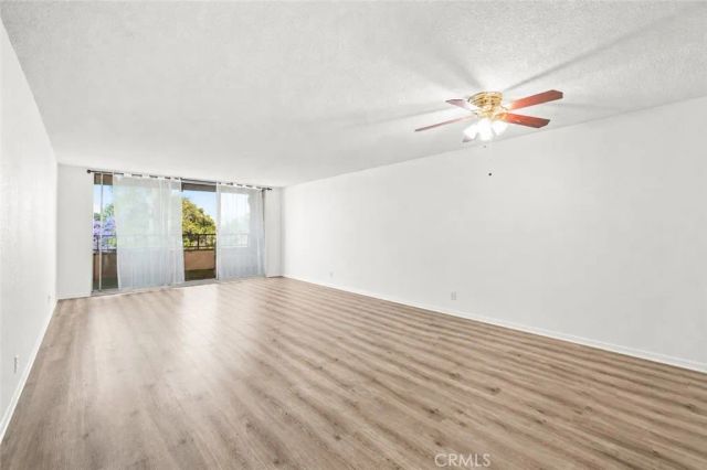 4505 California 402, Long Beach, CA 90807