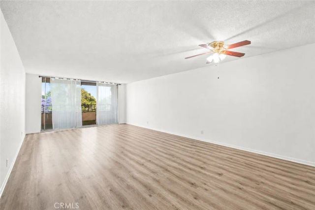 4505 California 402, Long Beach, CA 90807