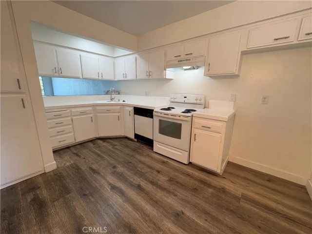4505 California 402, Long Beach, CA 90807