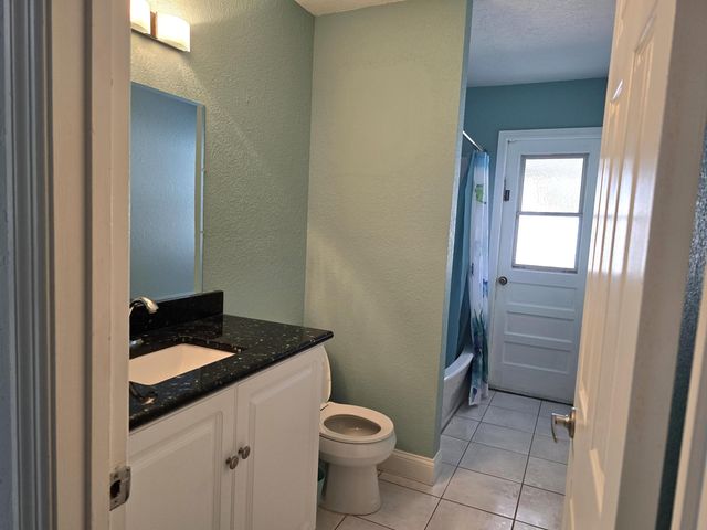 1011 SE Spinnaker Avenue, Port St. Lucie, Port St Lucie, FL 34983