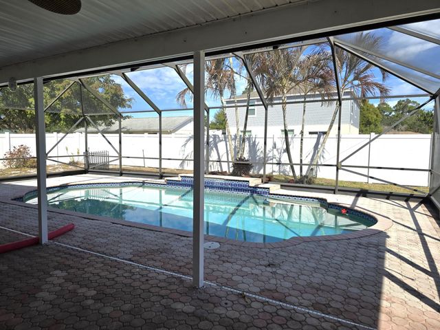 1011 SE Spinnaker Avenue, Port St. Lucie, Port St Lucie, FL 34983