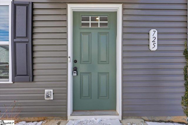 725 Bolsover Way, Woodruff, SC 29388