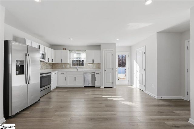 725 Bolsover Way, Woodruff, SC 29388