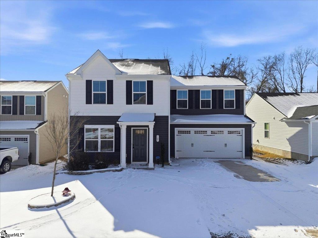 725 Bolsover Way, Woodruff, SC 29388