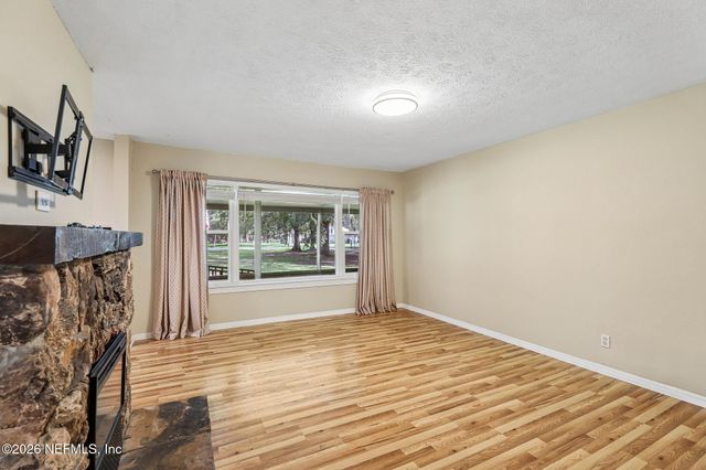 2543 QUAIL ROOST Road, Middleburg, FL 32068