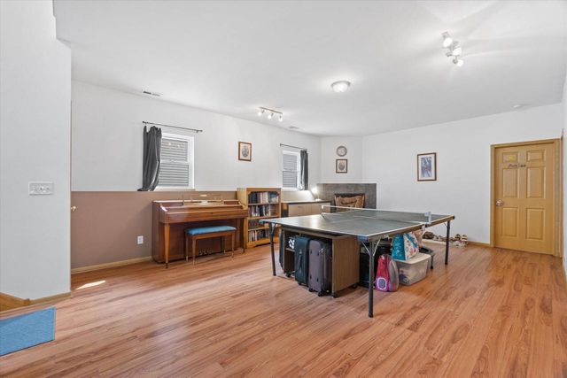 9921 271st AVENUE, Trevor, WI 53179
