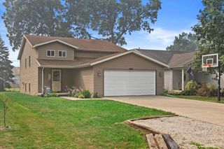 9921 271st AVENUE, Trevor, WI 53179