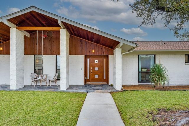 3623 Pebble Beach Drive, Farmers Branch, TX 75234