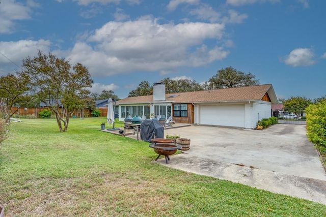 3623 Pebble Beach Drive, Farmers Branch, TX 75234