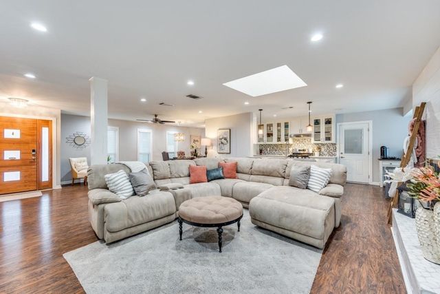 3623 Pebble Beach Drive, Farmers Branch, TX 75234