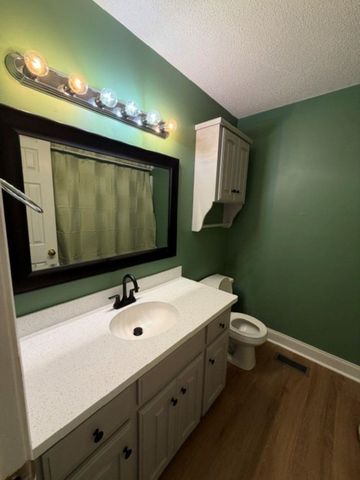 539 Wind Crest Dr., Inman, SC 29349