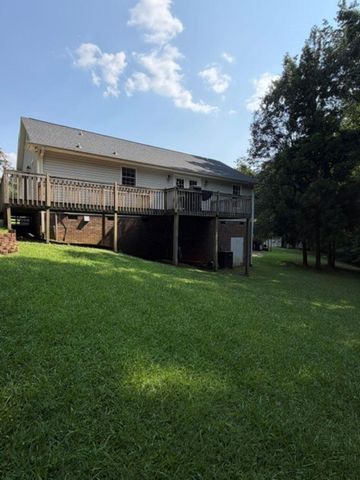 539 Wind Crest Dr., Inman, SC 29349