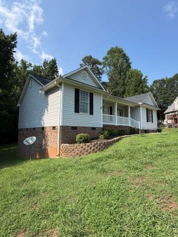 539 Wind Crest Dr., Inman, SC 29349