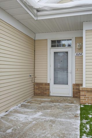 624 N Shore Drive, Detroit Lakes, MN 56501