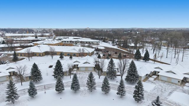 624 N Shore Drive, Detroit Lakes, MN 56501