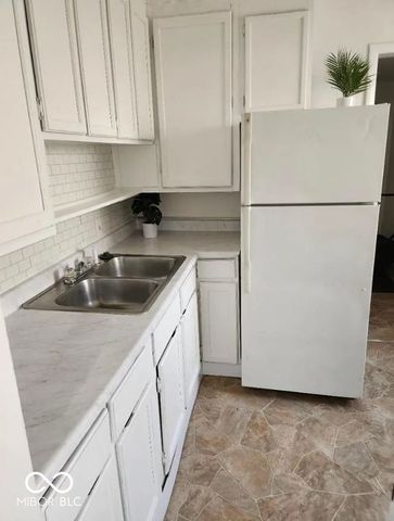 202 N Forest Avenue, Indianapolis, IN 46201
