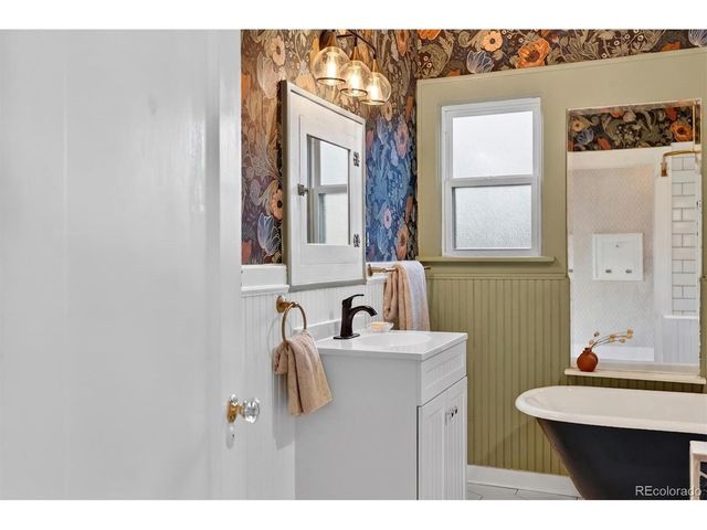 1401 Ash St, Denver, CO 80220