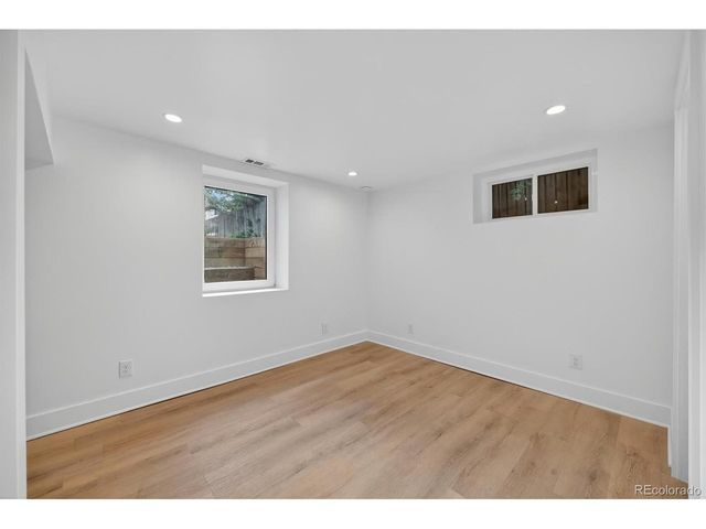 1401 Ash St, Denver, CO 80220