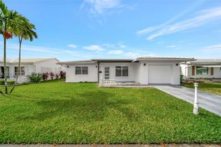 8502 NW 59th St, Tamarac, FL 33321