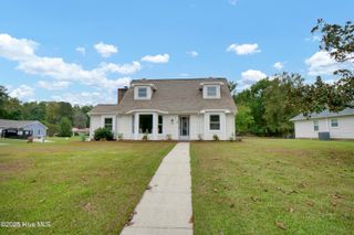 227 Woodcrest Court, Jacksonville, NC 28540