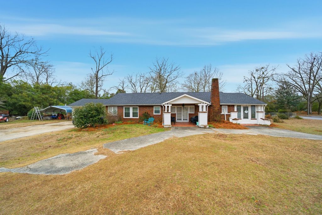 Image 1 of property listing at 495 Barnwell Street, Springfield, SC 29146