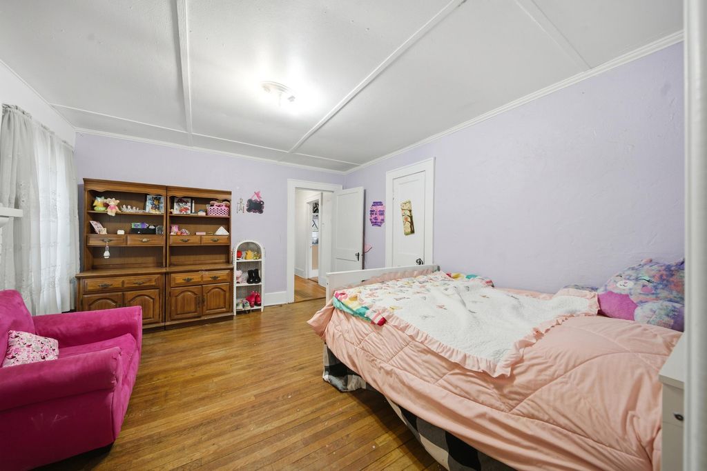 Image 17 of property listing at 495 Barnwell Street, Springfield, SC 29146