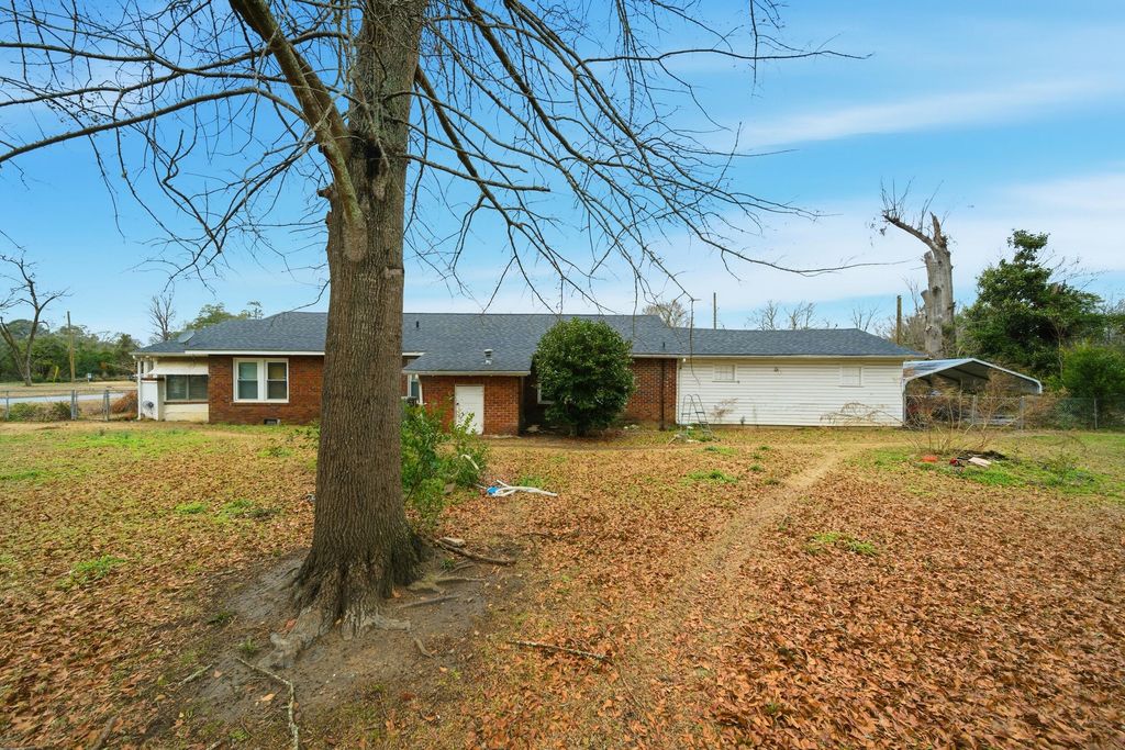 Image 25 of property listing at 495 Barnwell Street, Springfield, SC 29146