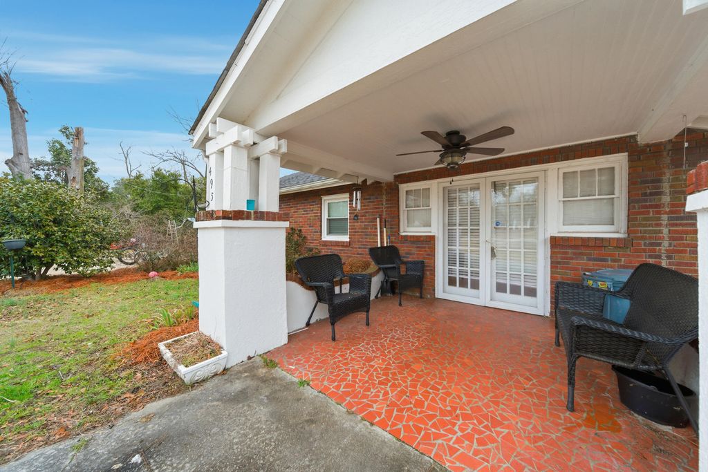 Image 3 of property listing at 495 Barnwell Street, Springfield, SC 29146