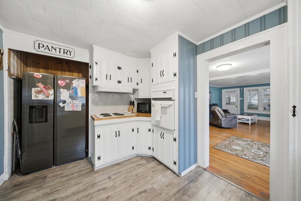 Image 9 of property listing at 495 Barnwell Street, Springfield, SC 29146