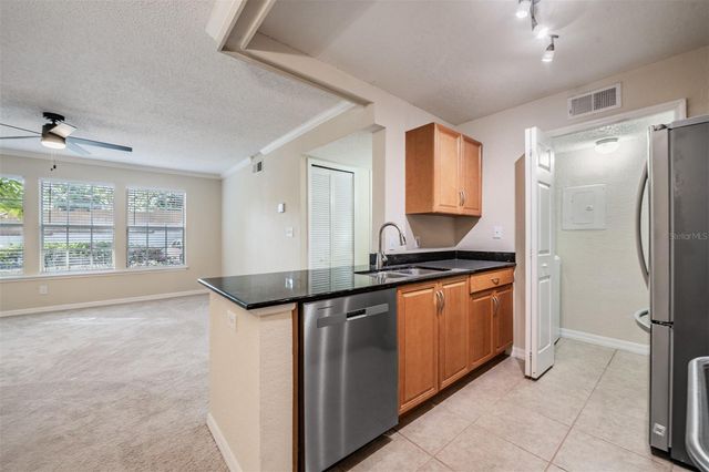 3274 HAVILAND COURT 101, Palm Harbor, FL 34684