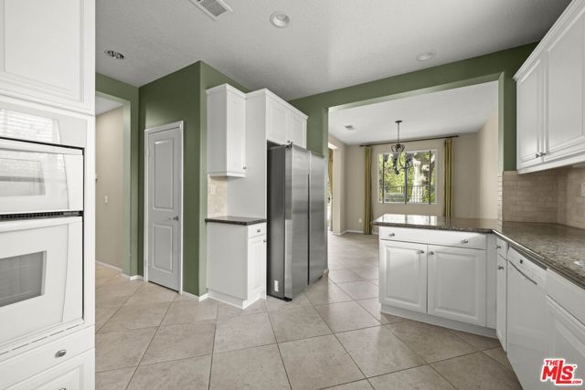 631 Clearwater Creek Drive 30, Thousand Oaks, CA 91320