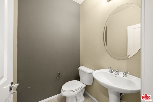 631 Clearwater Creek Drive 30, Thousand Oaks, CA 91320