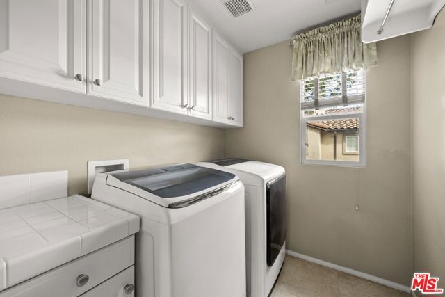 631 Clearwater Creek Drive 30, Thousand Oaks, CA 91320