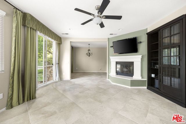 631 Clearwater Creek Drive 30, Thousand Oaks, CA 91320