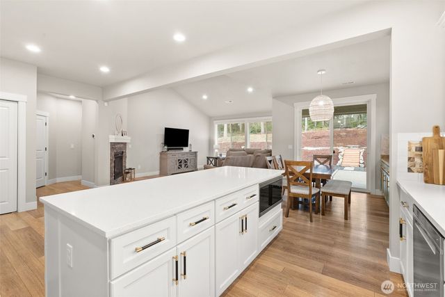 812 Tiedeman Road NW, Lakebay, WA 98349