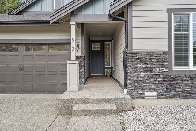 812 Tiedeman Road NW, Lakebay, WA 98349