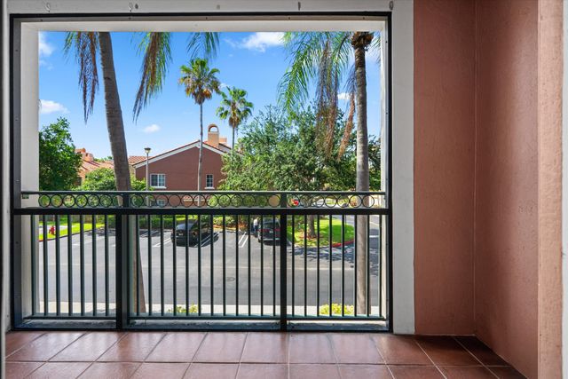 11770 Saint Andrews Place 206, Wellington, FL 33414