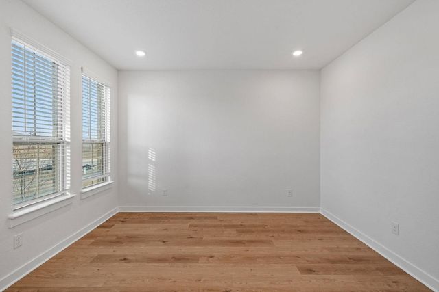 328 Royal Fern RD, Hutto, TX 78634