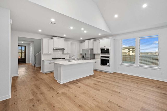 328 Royal Fern RD, Hutto, TX 78634