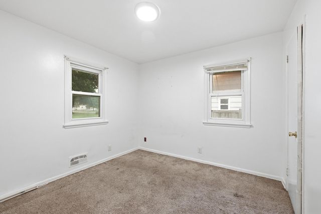 7556 Major Avenue N, Brooklyn Park, MN 55443