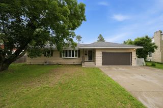 7556 Major Avenue N, Brooklyn Park, MN 55443