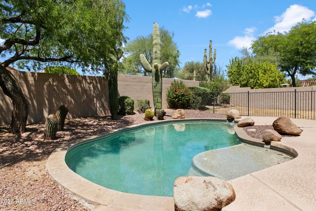 7516 E SANTA CATALINA Drive, Scottsdale, AZ 85255