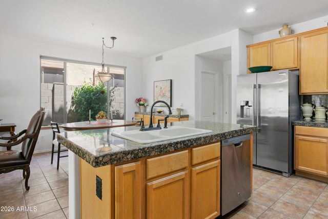 7516 E SANTA CATALINA Drive, Scottsdale, AZ 85255