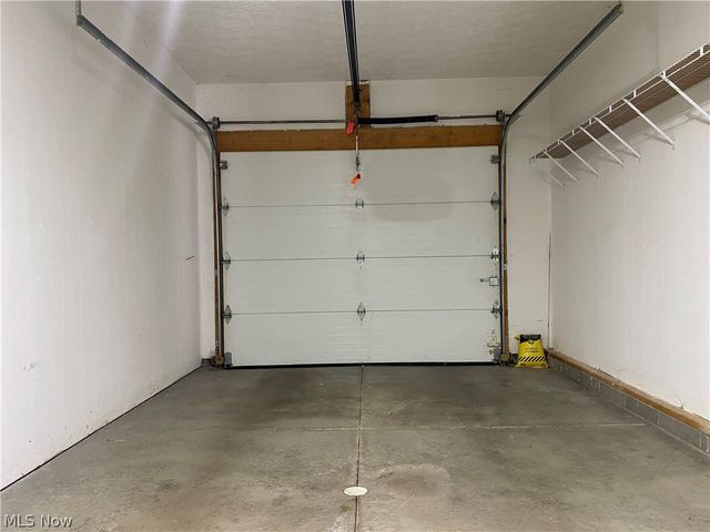 313 Abby Lane, Hartville, OH 44632