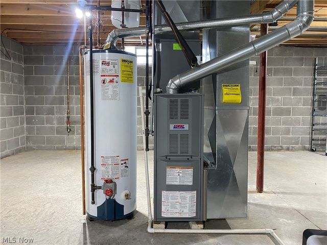 313 Abby Lane, Hartville, OH 44632