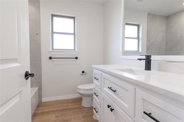 2305 NW 170th Street, Edmond, OK 73012