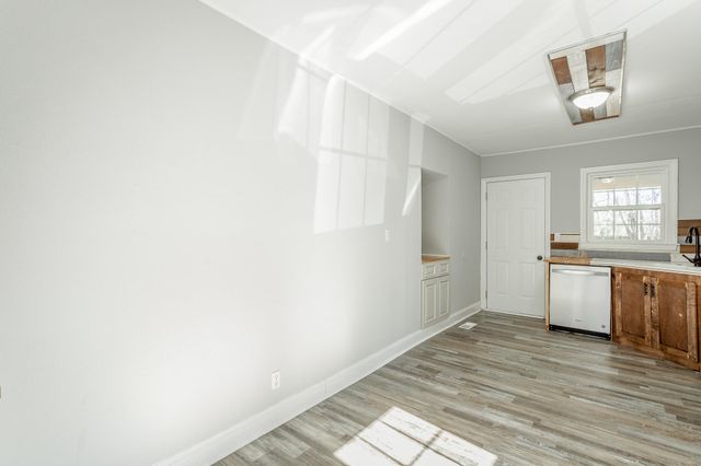 656 N Moore Road, Chattanooga, TN 37411