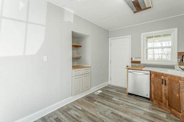 656 N Moore Road, Chattanooga, TN 37411