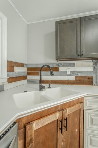 656 N Moore Road, Chattanooga, TN 37411